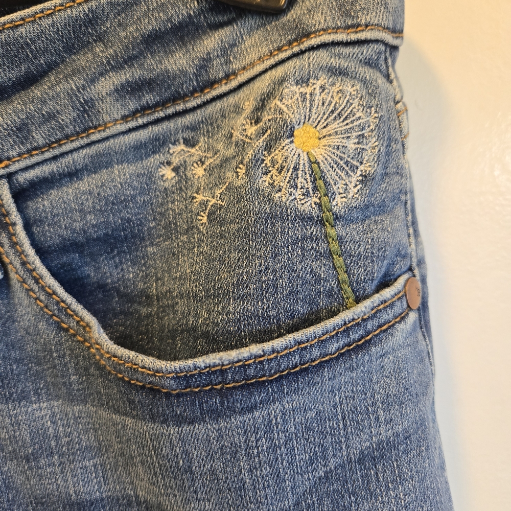 Elegant Judy Blue Jeans with Dandelion Embroidery